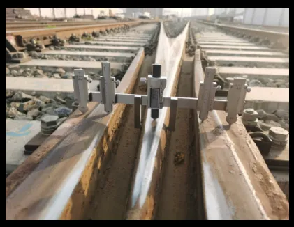 Digital Rail Vertical Frog Wear Gauge photo-2