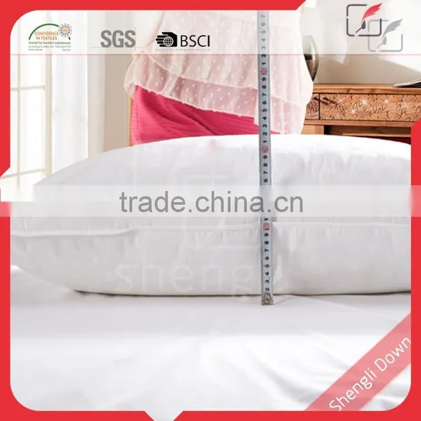 China Factories White Duck Feather Comfortable Hotel Pillow for Sale photo-3