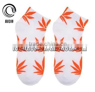 Fashion Colorful Leaves Custom Tube Ankle Socks photo-3