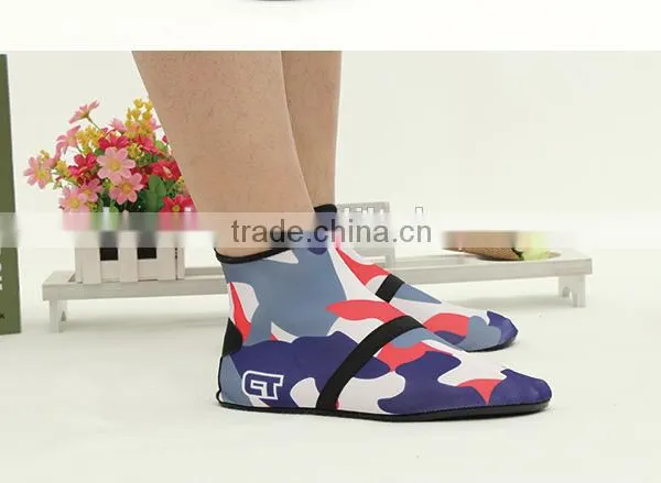 Whole Sale Fashionable Summer Beach Breathable Yoga Shoes photo-3