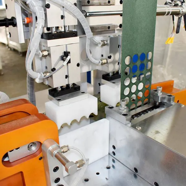 Stickable Barley Paper + Mobile Power Spot Welder, Welding Equipment for Cylindrical Battery Assembly and Processing, Lithium Battery Pack Equipment photo-4