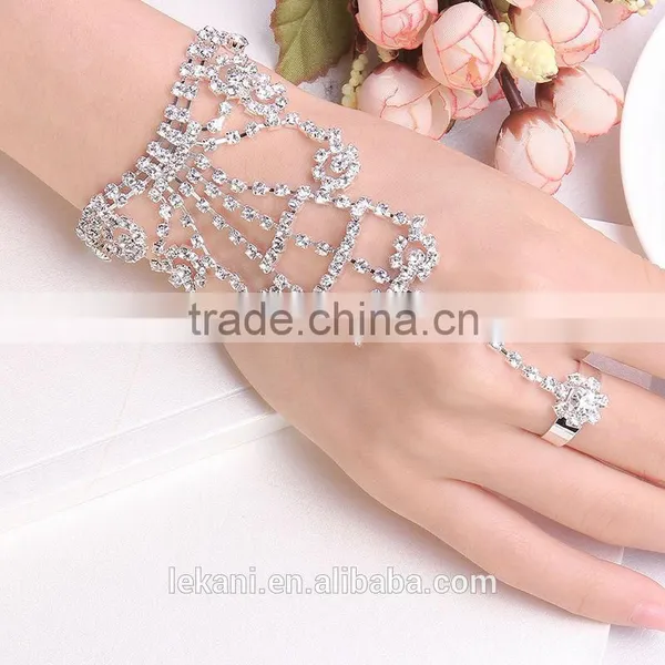 China Supplier New Arrival Women Crystal Bracelet Connected Ring Quality Choice photo-3