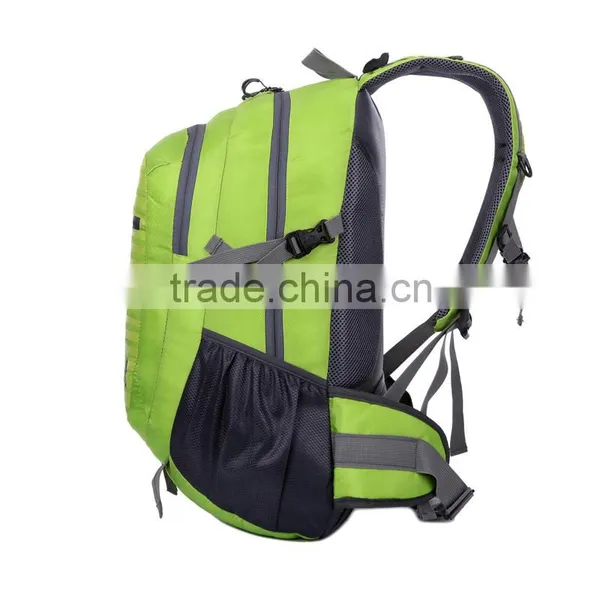 Nice Design Fashion Stripe Sports Travelling Backpack photo-5