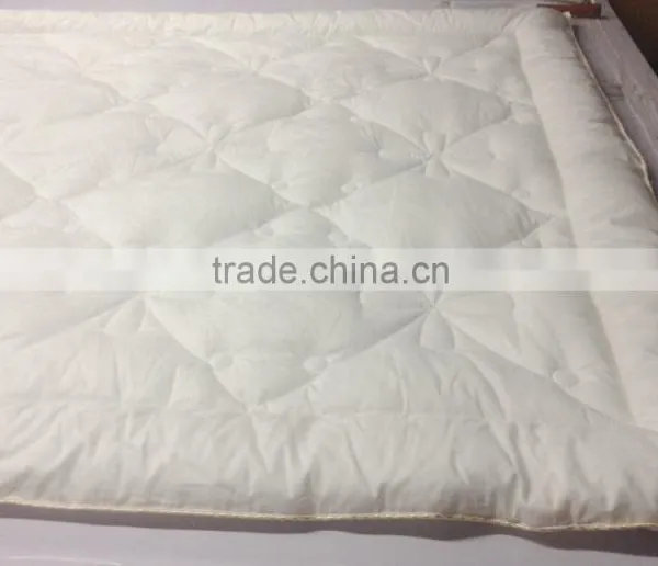 Bamboo Quilt With Bamboo Fabric as Out Shell and Bamboo Fiber as Filling photo-3