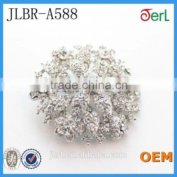 Wedding Cake Crystal Flower Rhinestone Brooch photo-3