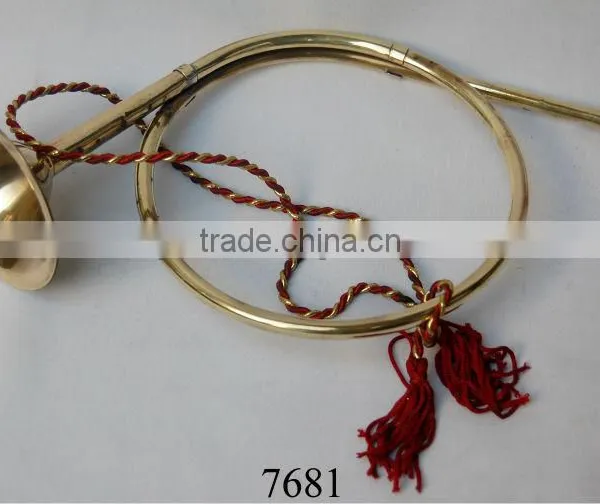 Decorative hunting brass bugle