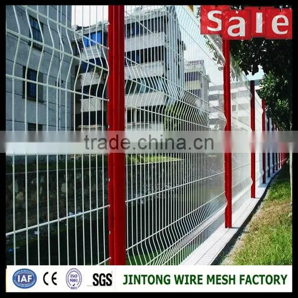 Factory Supply Welded Hot Dipped Galvanized BRC Fence photo-4