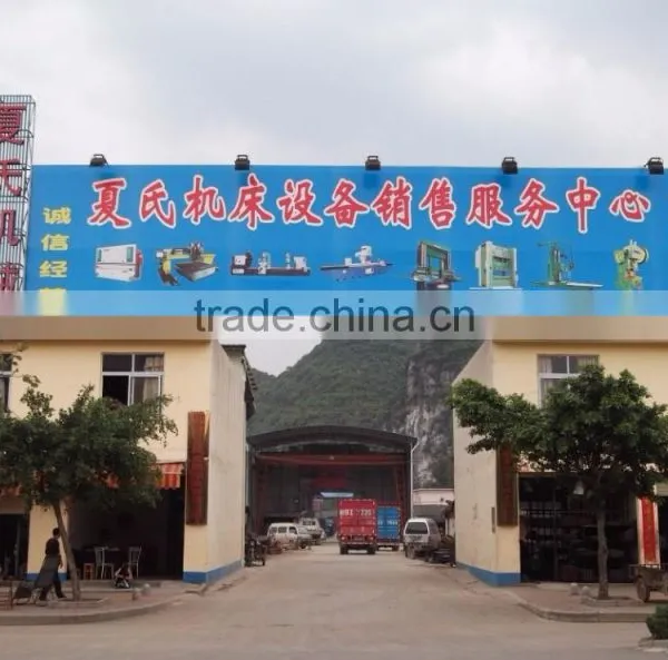 China Cheap Professional 3 Axis Cnc Vertical Machining Center XH7132 XH7140 photo-2