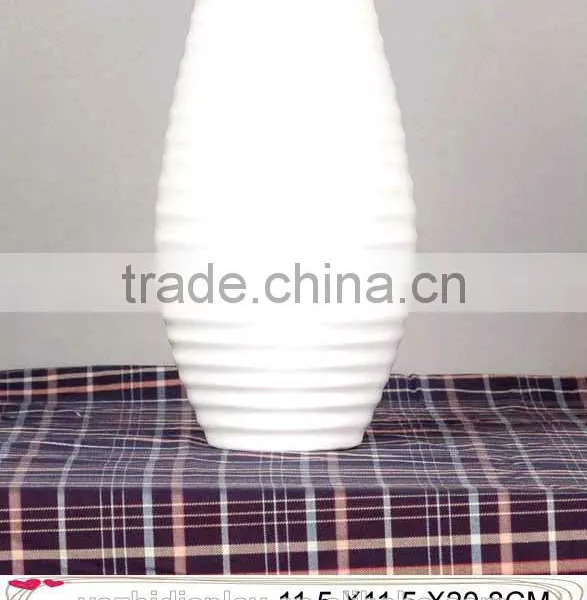 Factory Manufacture Classical Small Flower Vases photo-4