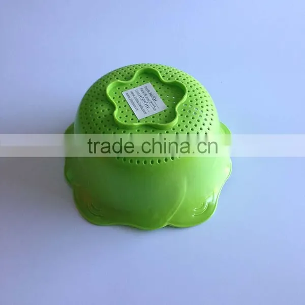 Kitchen Multipurpose Plastic Flower Shape Vegetable Basket photo-3