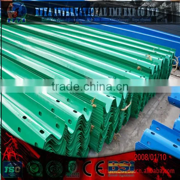 Highway Construction-- Plastic Spraying Guardrail Plate photo-2