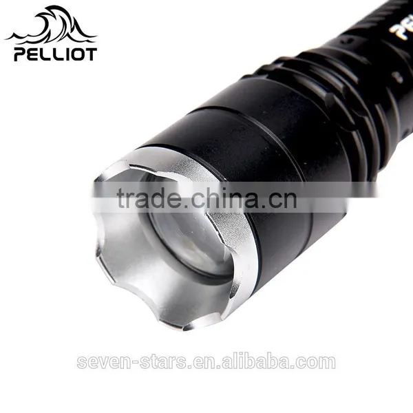 Zoomable Multifunctional Long Lasting Time Tactical Flashlight With Five Stalls photo-3