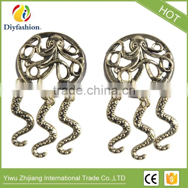 Fashion Stainless Steel Octopus Pendant Ear Plug photo-2