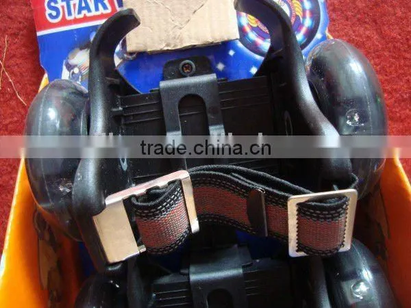 Plastic Heavy Duty Skates With Led Light photo-4