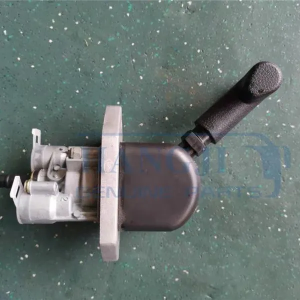 Auto Chassis Parts 9617231080 Hand Brake Valve for Chinese Bus photo-5