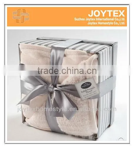 Christmas Gift Blanket,100% Polyester