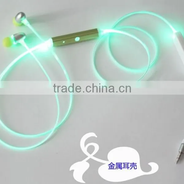 2015 Newest Arrival Shiny Lighting LED Earphone With Microphone photo-3