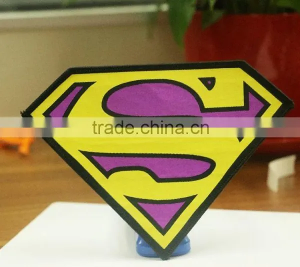 2016 Super Man Shape Woven Patch for Colthing in Wholesale