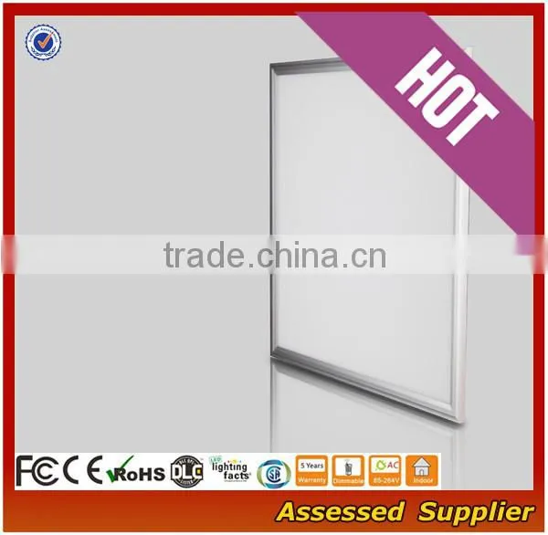 P15-351 40 Watt Edge-Lit Super Bright Ultra Thin 2ft x 2ft Daylight White Glare-free Flat LED Panel Light