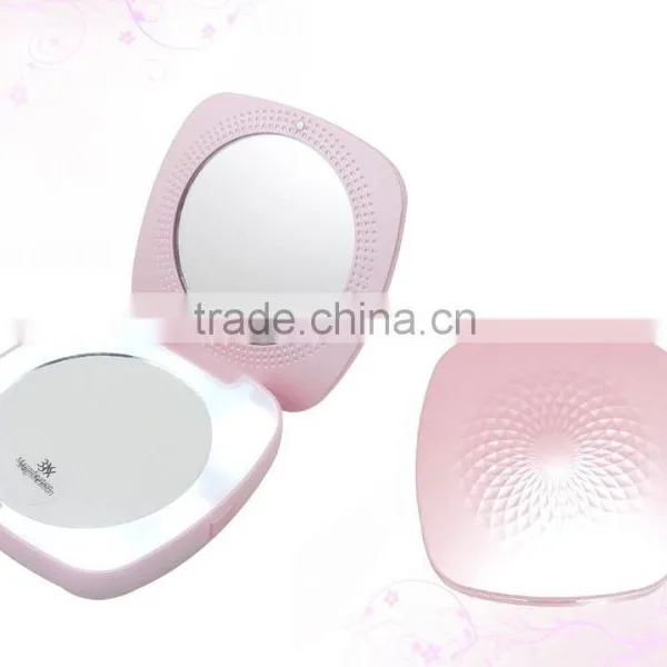 Square LED Compact Mirror for Traveling photo-2