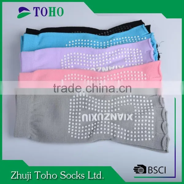 Factory Direct Sale Soft Breathable Yoga Socks photo-3