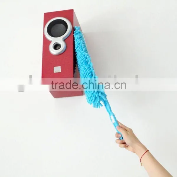Chenille cleaning duster