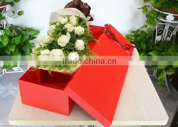Fashionable Red Gift Box Packaging for Flower photo-5