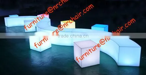 Shanghai Event Rental Furniture Acrylic Lounge LED Light Sitting Cube Seat photo-3