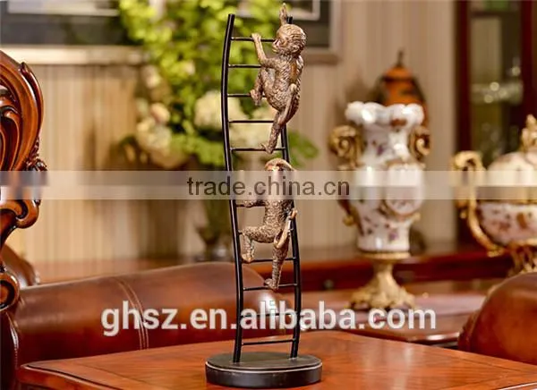Christmas Decoration Plastic Figure Table Decor Polyresin Monkey Sculpture photo-3