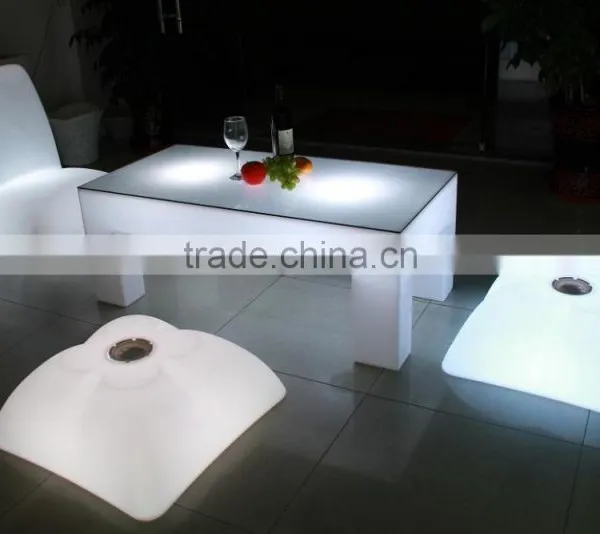 Hot Selling Modern Outdoor Furniture Plastic Led Sofas photo-4