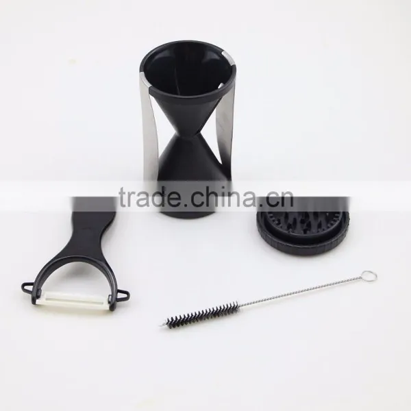 Stainless Steel Spiral Vegetable Slicer With Ceramic Peeler and Cleaning Brush Set photo-3
