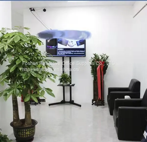 Multimedia Projector photo-5