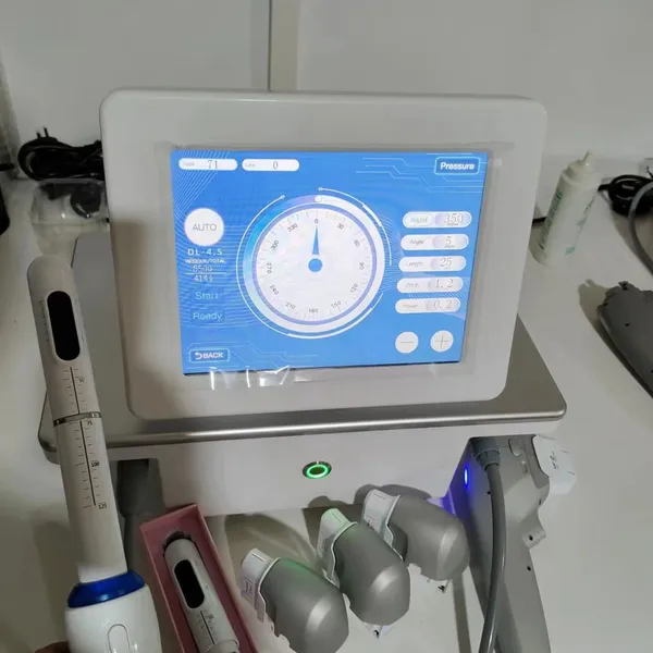 Клинический двухфункциональный 7D HIFU-аппарат Clinic-Grade с пятилетней гарантией для процедур омоложения лица и влагалища