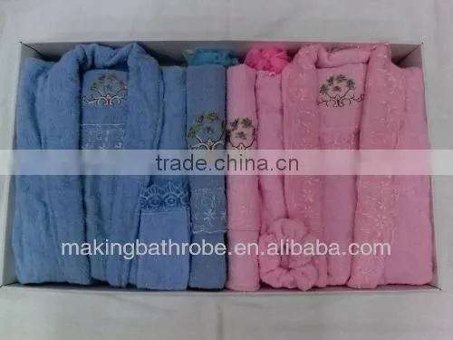 HIgh Quality Classical 100% Cotton Terry Bathrobe Slippers Gift Set photo-2