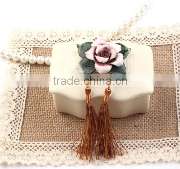 Elegant High Quality Wedding Favour Chocolate Box photo-2