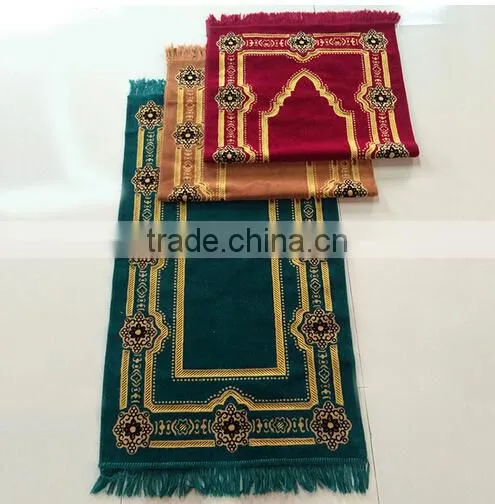 Classic Muslim Pray Mat With Beautiful Design for Wholesale photo-5