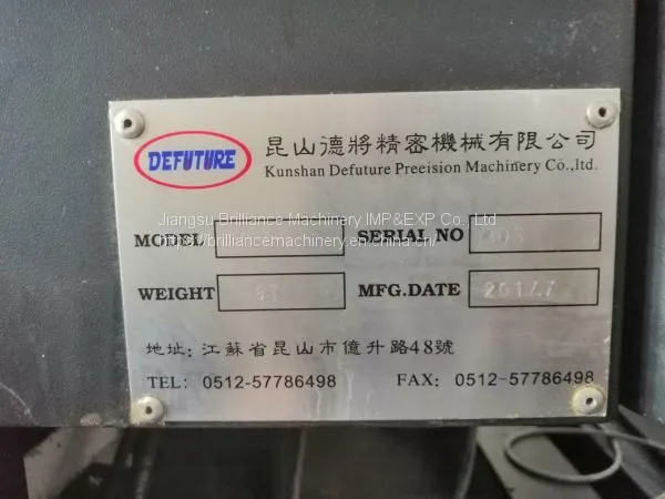 DEFUTURE V-85 Vertical Machining Center photo-2
