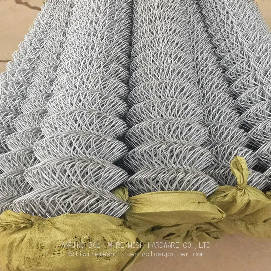 Chain Link Fence/ Diamond Metal Fencing/Chain link wire fencing project/ FENCE/pvc coated chain link fence