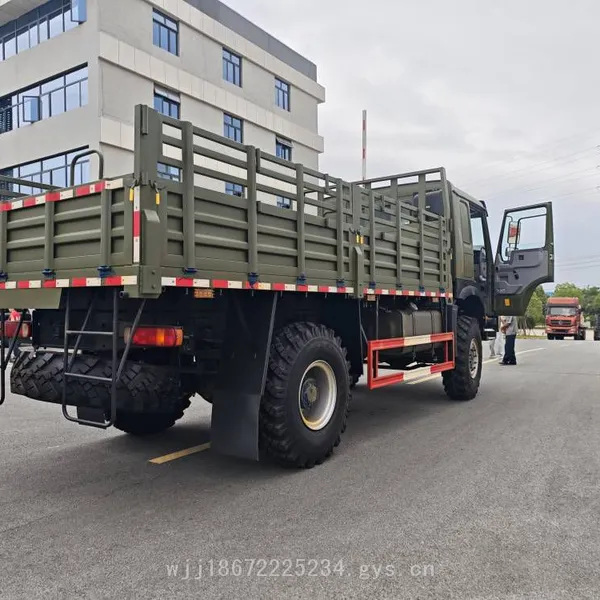 4wd and 6wd Export-type Personnel Transport and Material Carrier Vehicle With Strong Wading and Large Climbing Capabilities photo-4