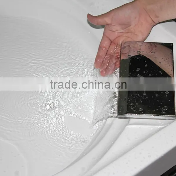 HS-B201 Low Price Bateau One Person Whirlpool Massage Acrylic Soaking Bathtub photo-2