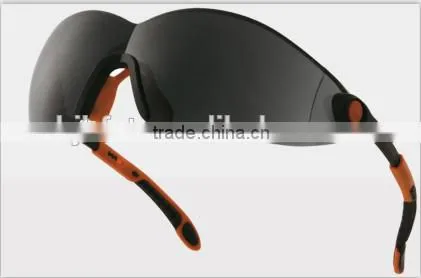 Deltaplus Clear Polycarbonate Single Lens Adjustable & Anti-fog Safety Glasses photo-2