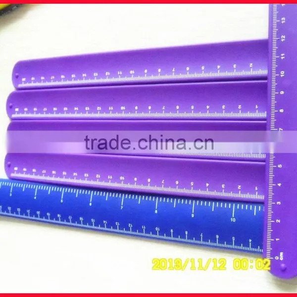 Made in China Good Quality Silicone Bracelet, Silicone Wristbands photo-2