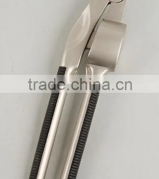 Vegetable Easy to Use Garlic Presser photo-2