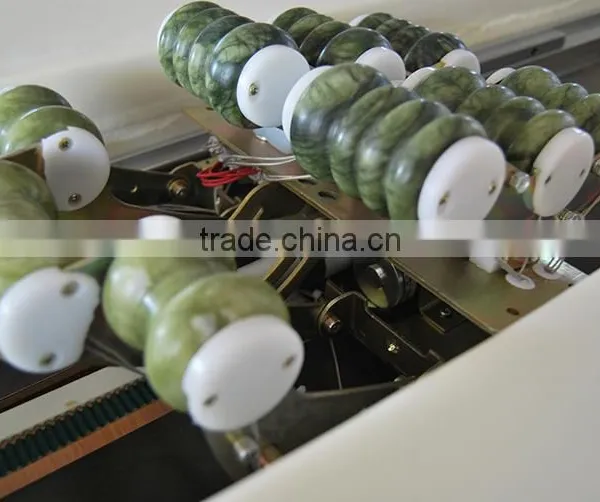 Air Squeezing Whole Body Acupressure Massage Bed / CE Automatic Jade Electric Massage Table photo-2