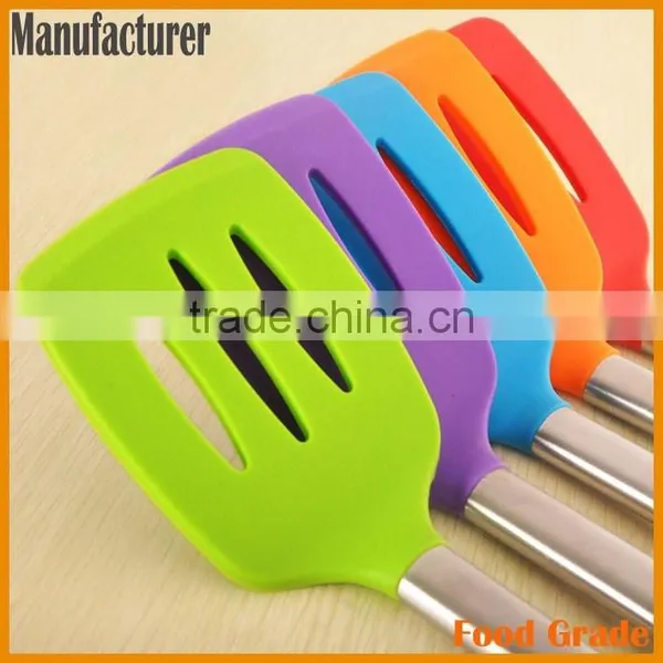 Flexible Silicone Slotted Turner Spatula for 2016 New Design photo-2