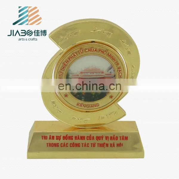 High Quality Custom Design UAE Country Logos Enamel Metal Trophy Cups Parts With Wooden Base photo-5