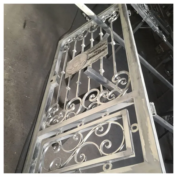 China FancyWrought Iron Gates Aluminum Gate Design For Home photo-3