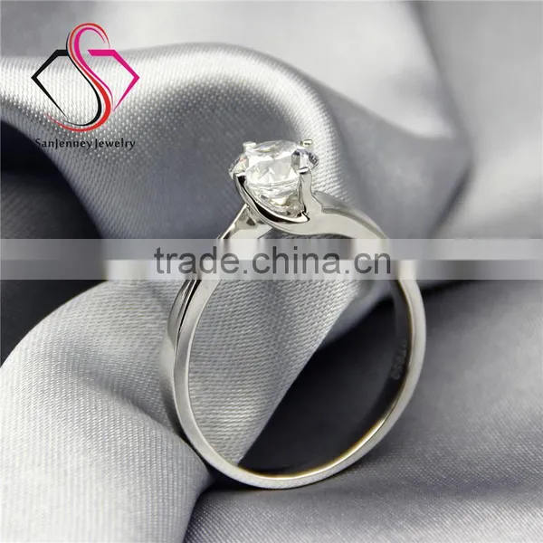 Round Brilliant Cut Moissanite Solitaire 1 Carat 6.5mm Center 14k 18k PT950 Wedding Engagement Ring photo-4