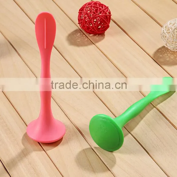 2016 Custom Logo Plastic Shoe Horn for Promotion photo-3