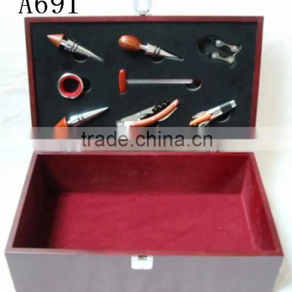 Rabbit Style Lever Corkscrew Wine Bottle Opener and Bonus Foil Cutter Accessory Gift Set Wine Tool Sset With Wooden Box